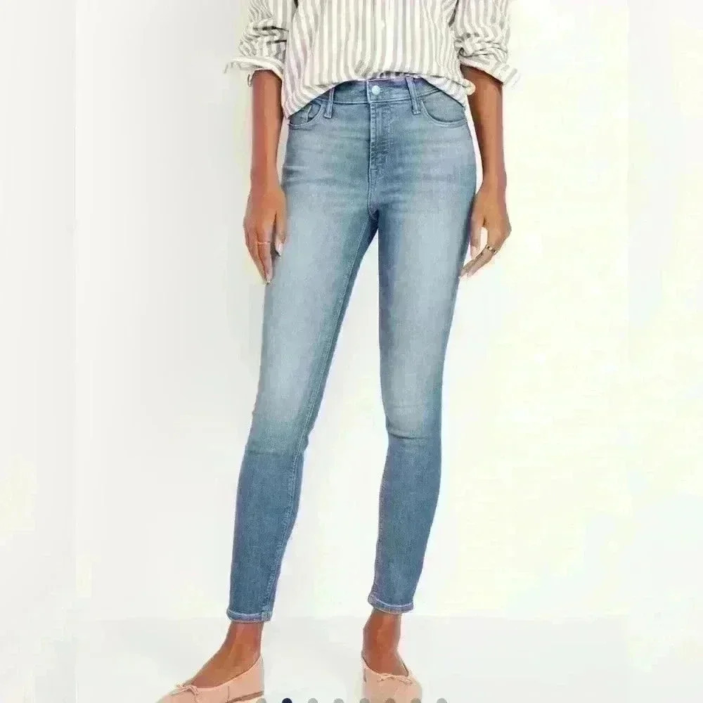 Old Navy rockstar super skinny jeans